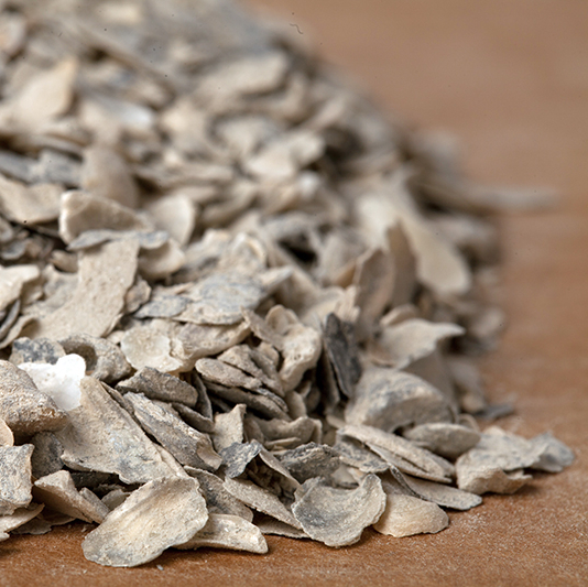 scratch peck feeds oyster shell calcium 1 e1576016373205